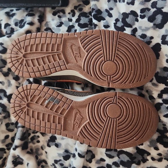 Nike Dunk Low Next Nature - Picture 7 of 7